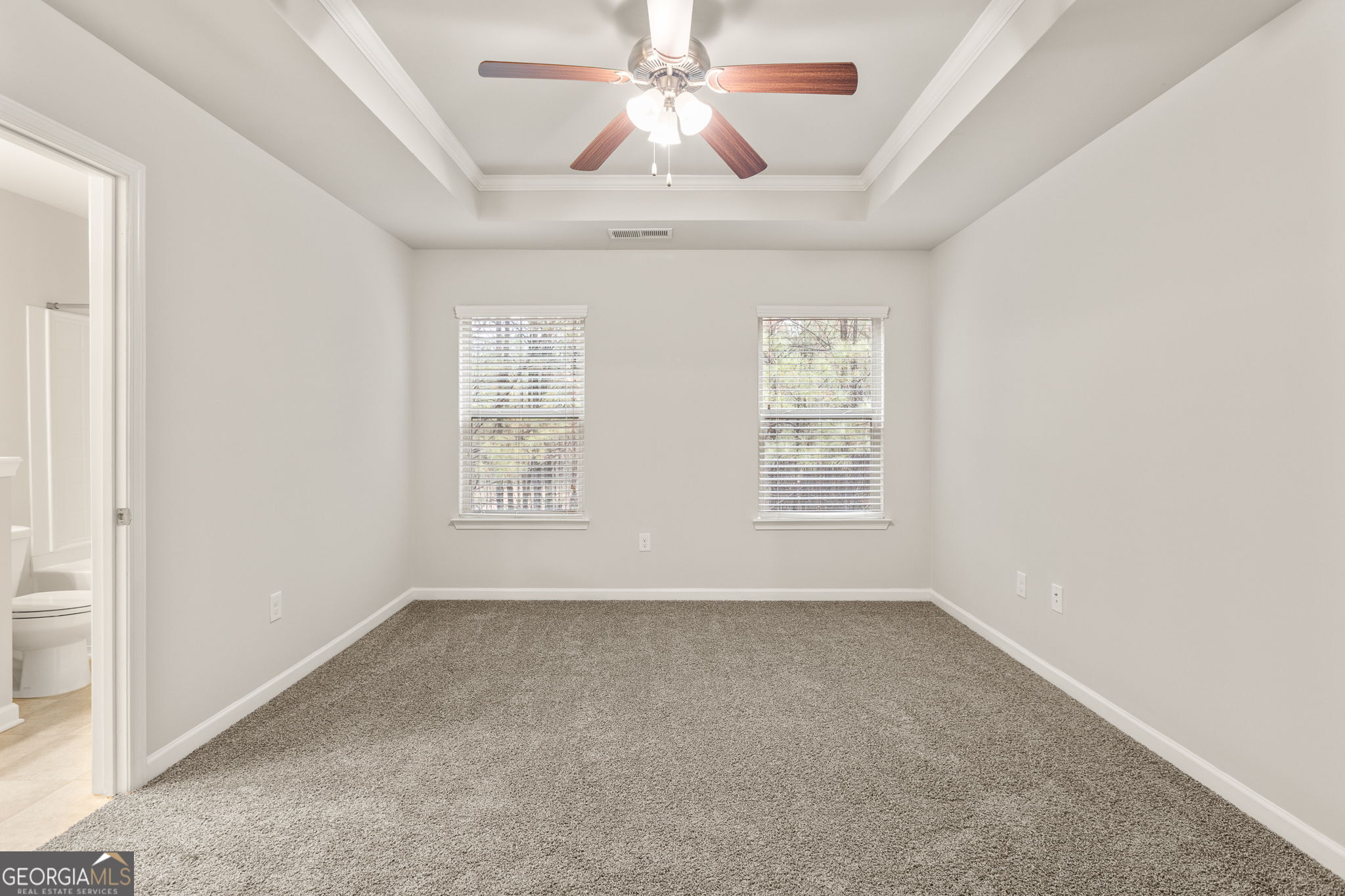 4497 Ravenwood Drive