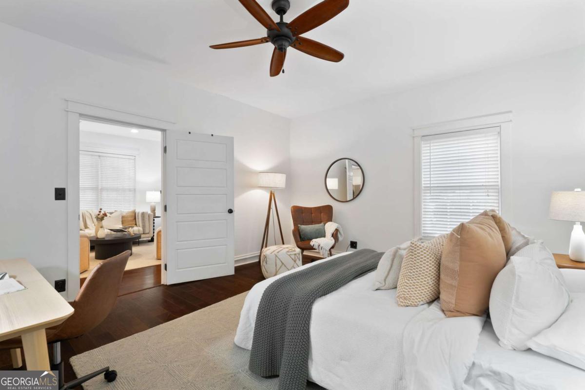 715 Woodson Street SE