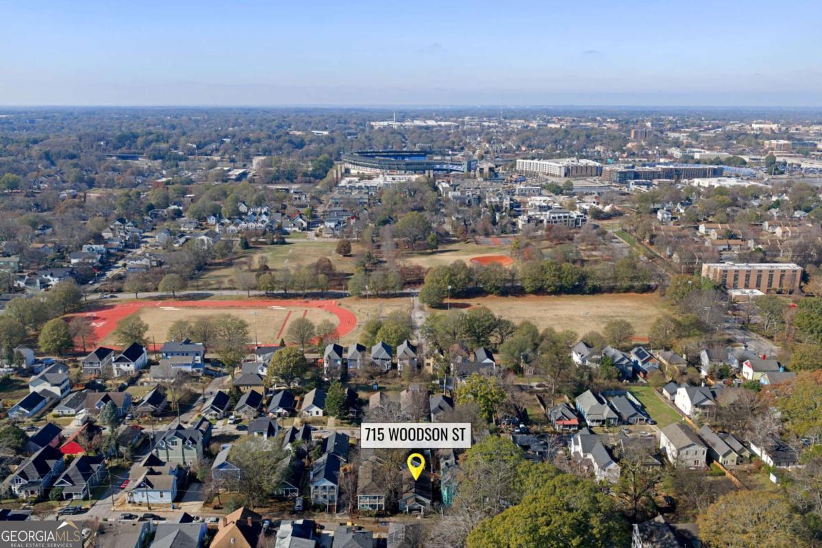 715 Woodson Street SE