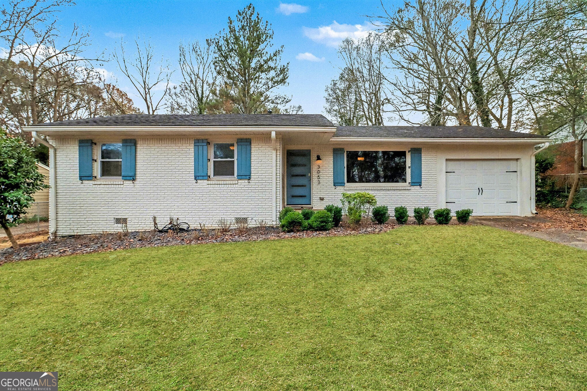 3053 Hollywood Drive