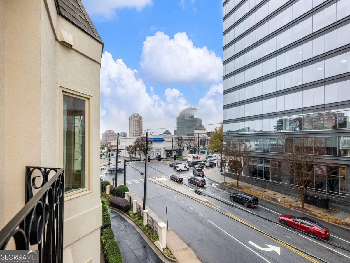 3636 Peachtree Road NE # 405