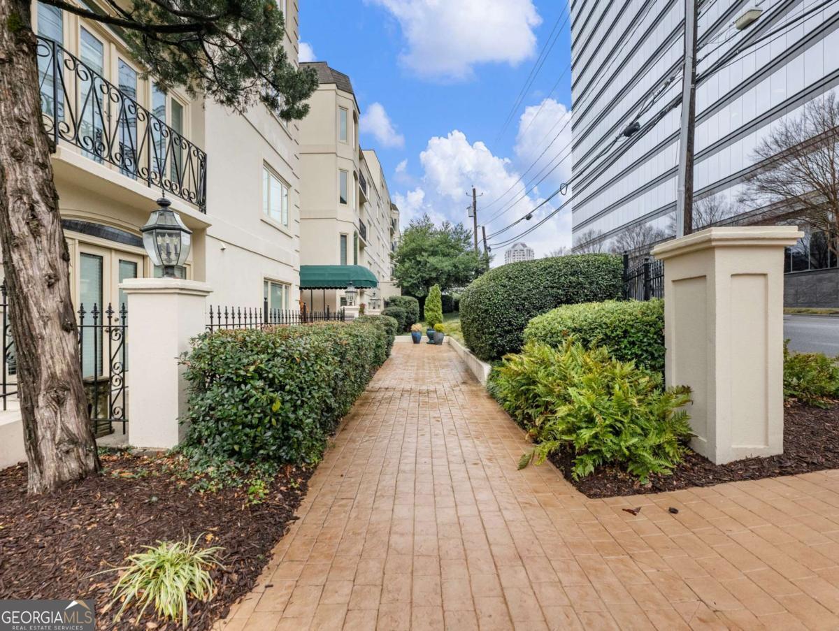 3636 Peachtree Road NE # 405