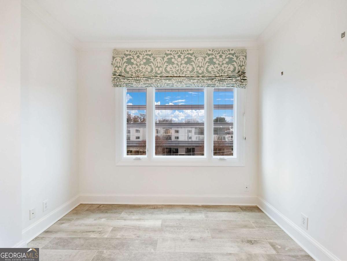 3636 Peachtree Road NE # 405