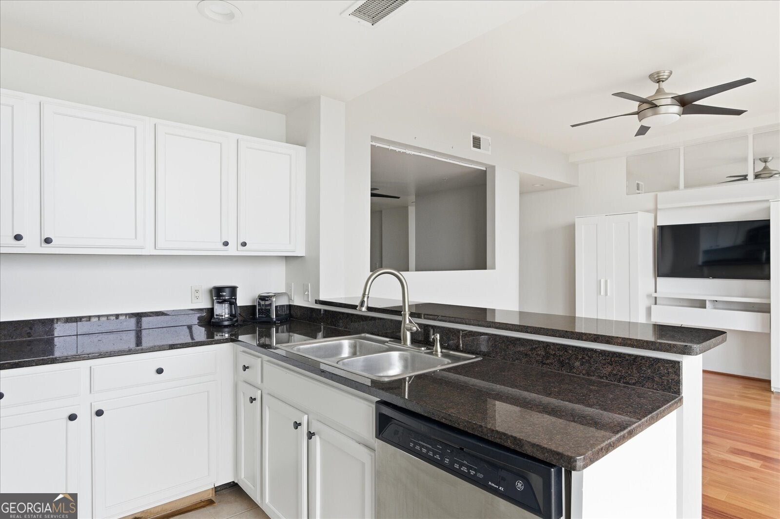 3040 Peachtree Road NW # 805