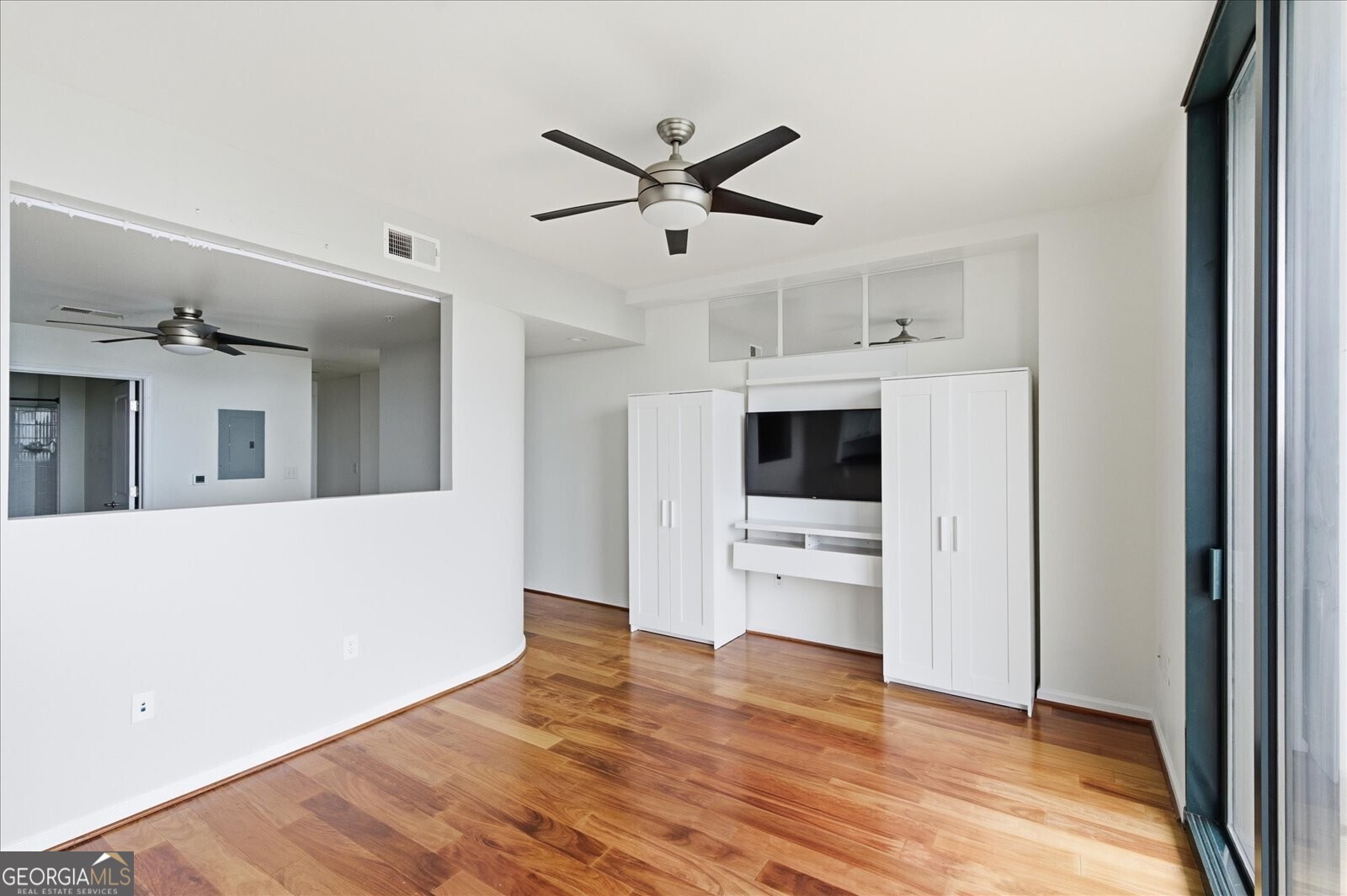 3040 Peachtree Road NW # 805