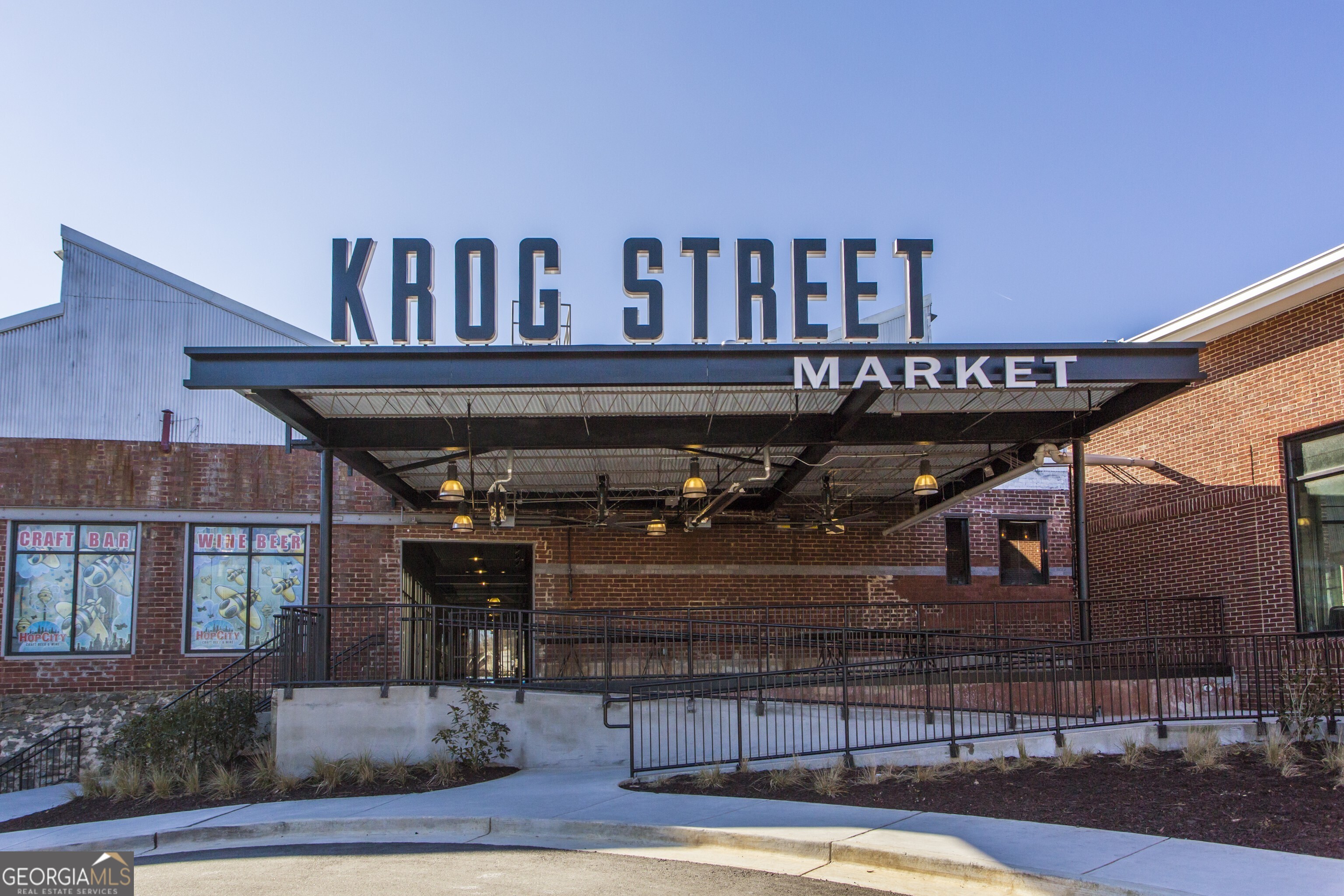 597 Auburn Avenue NE