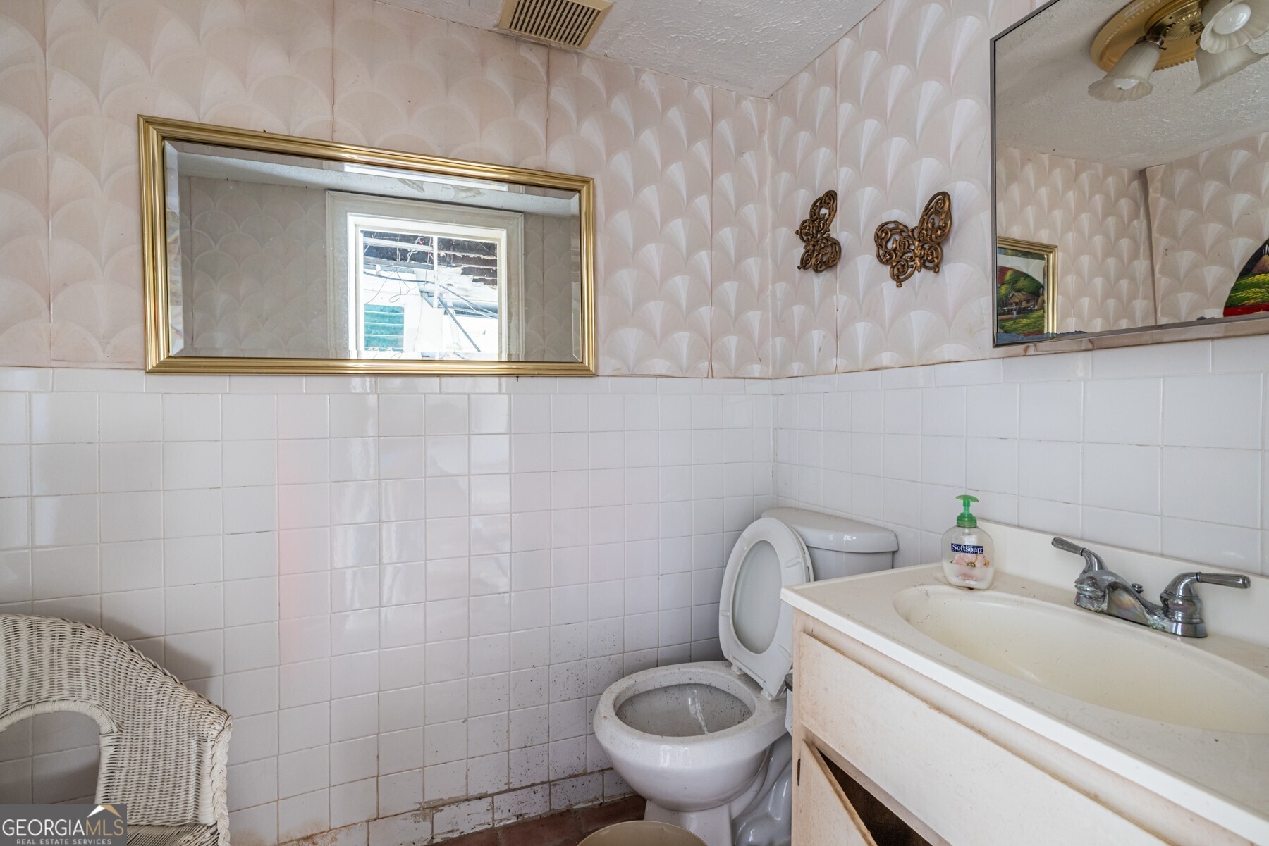 597 Auburn Avenue NE