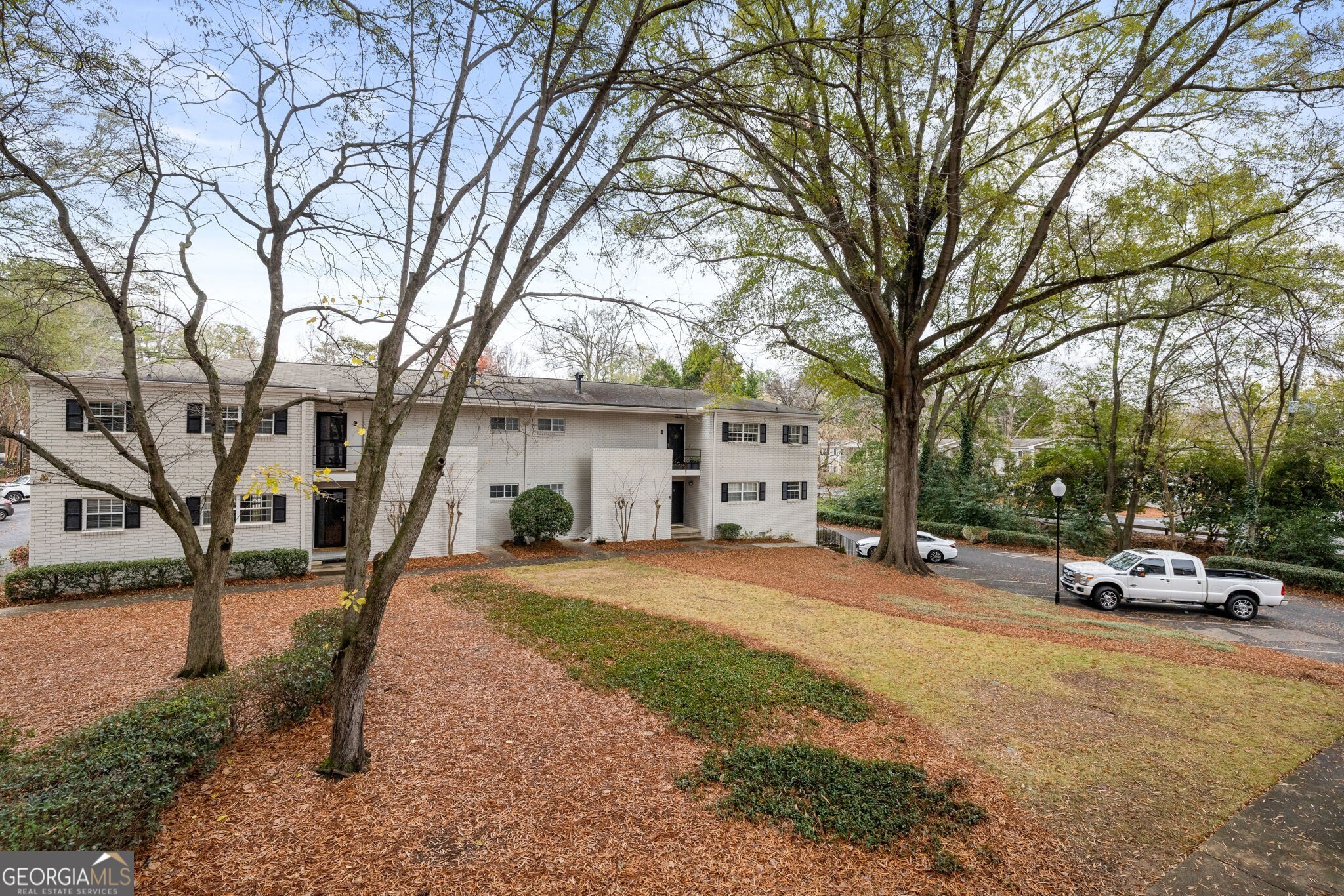 311 Peachtree Hills Avenue NE # 4D