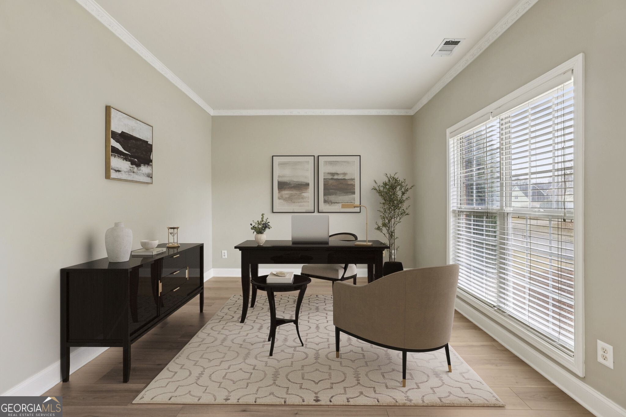 1090 Great Oaks Drive