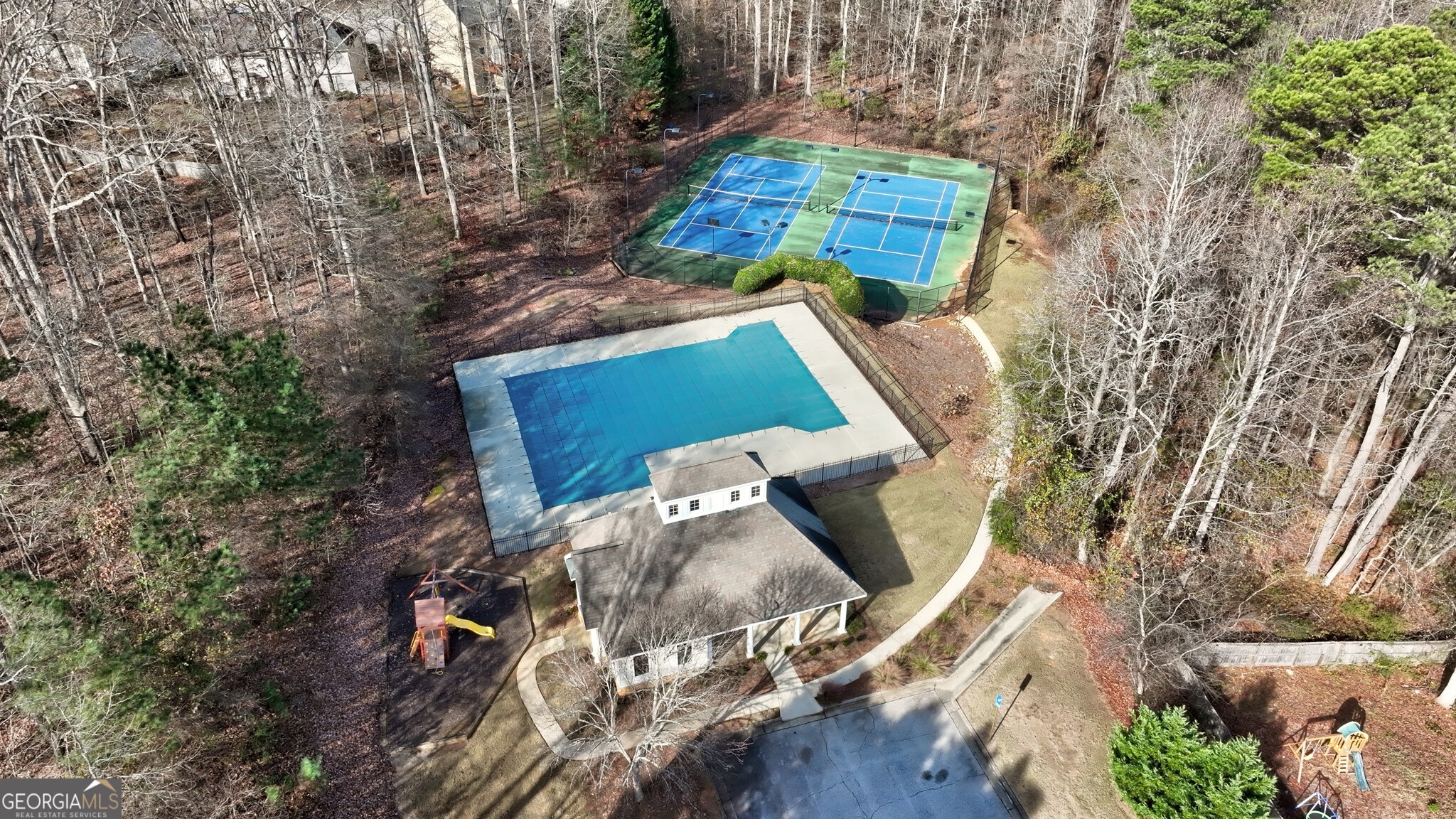 1090 Great Oaks Drive