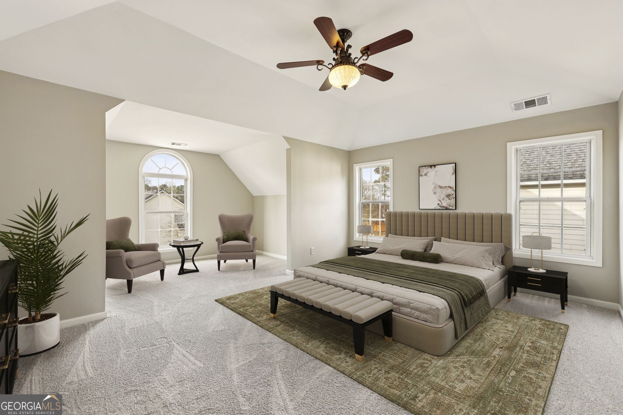 1090 Great Oaks Drive