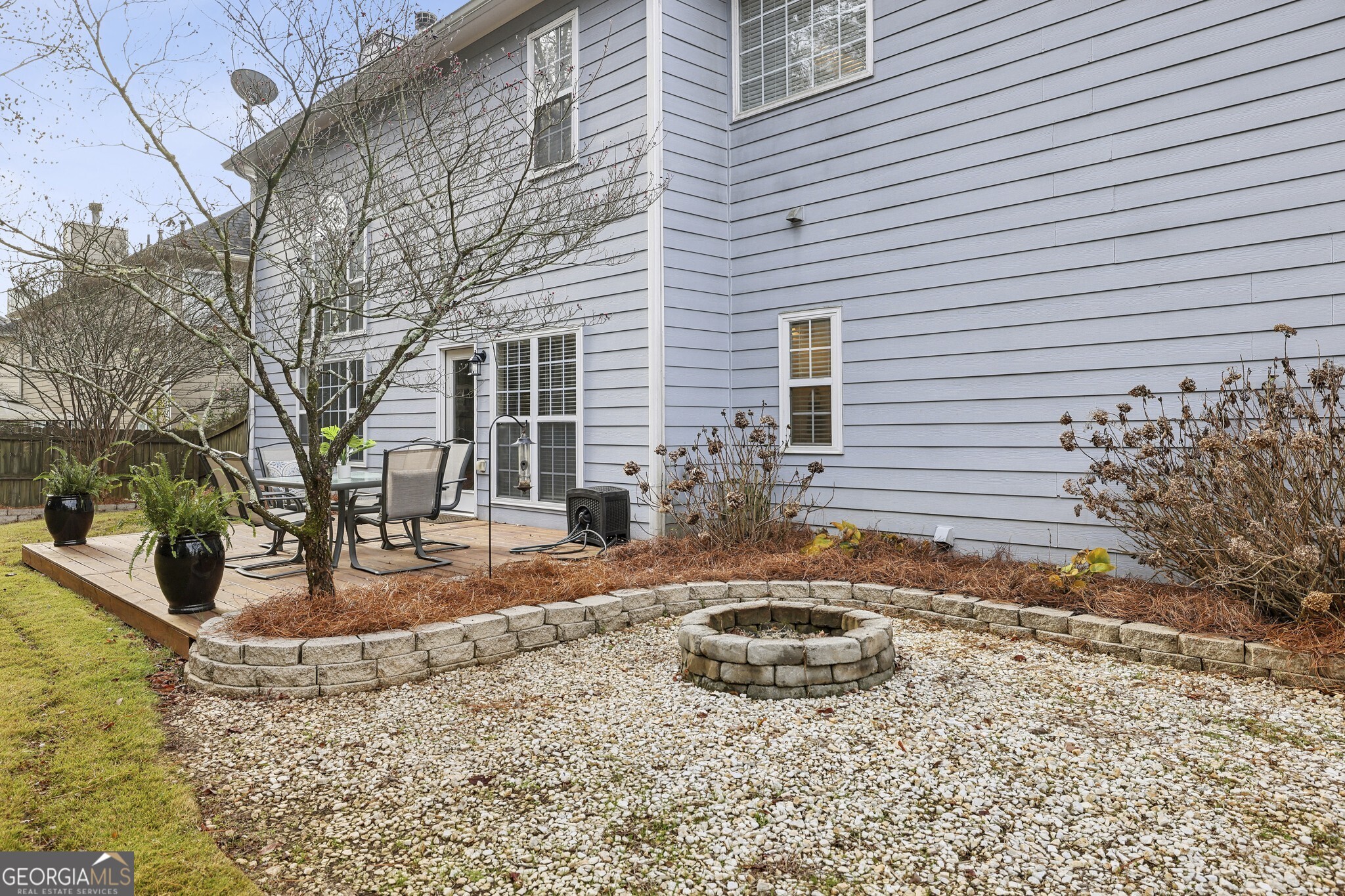 1090 Great Oaks Drive