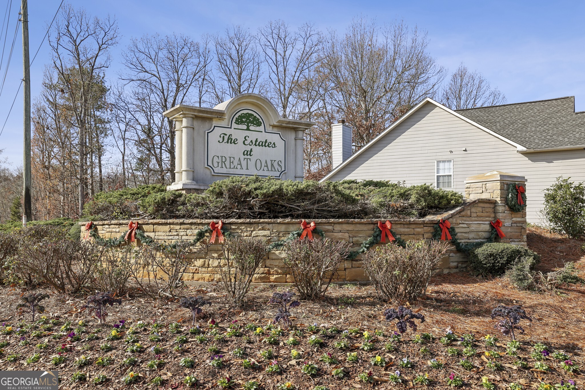 1090 Great Oaks Drive