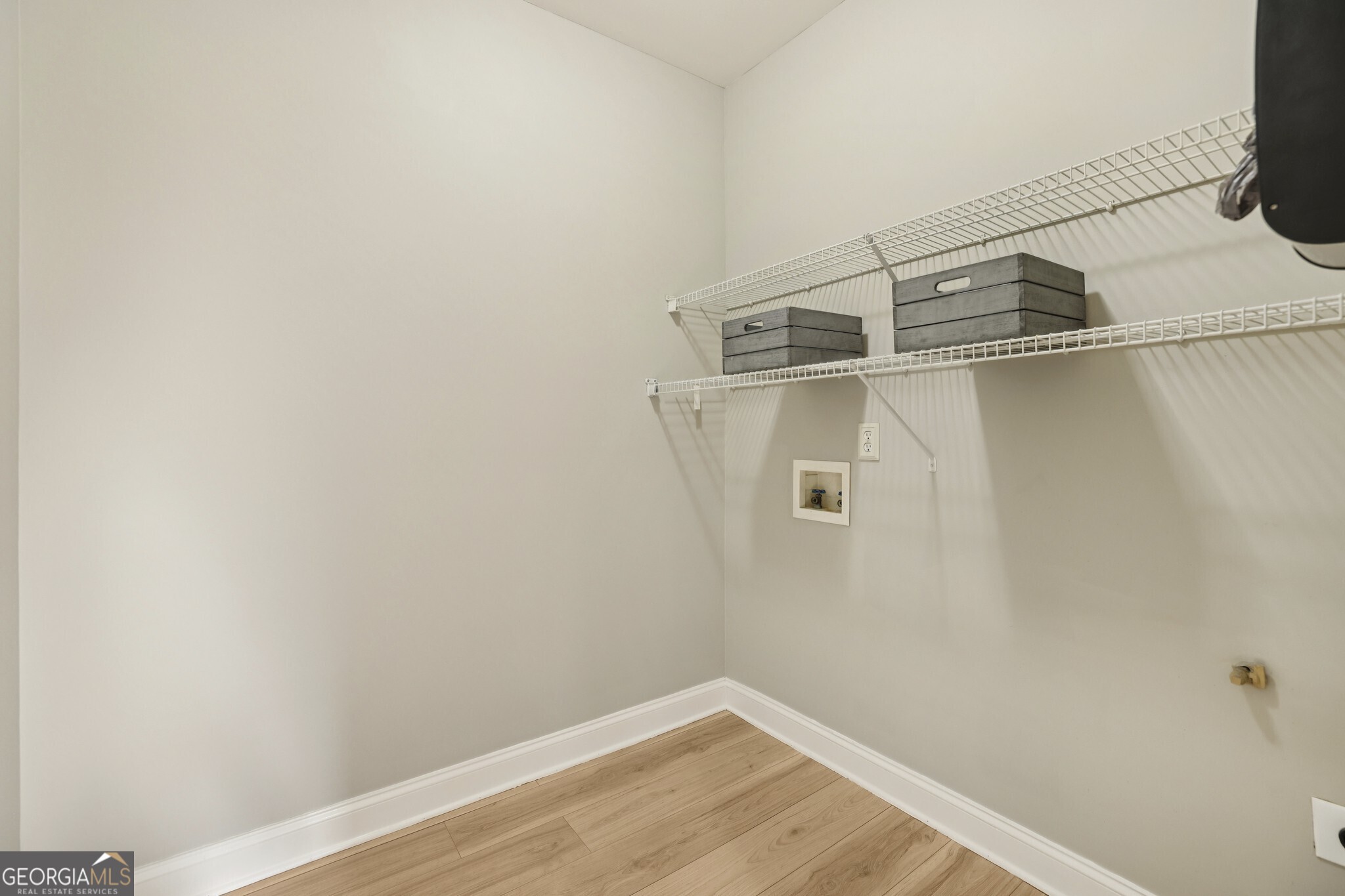 1090 Great Oaks Drive