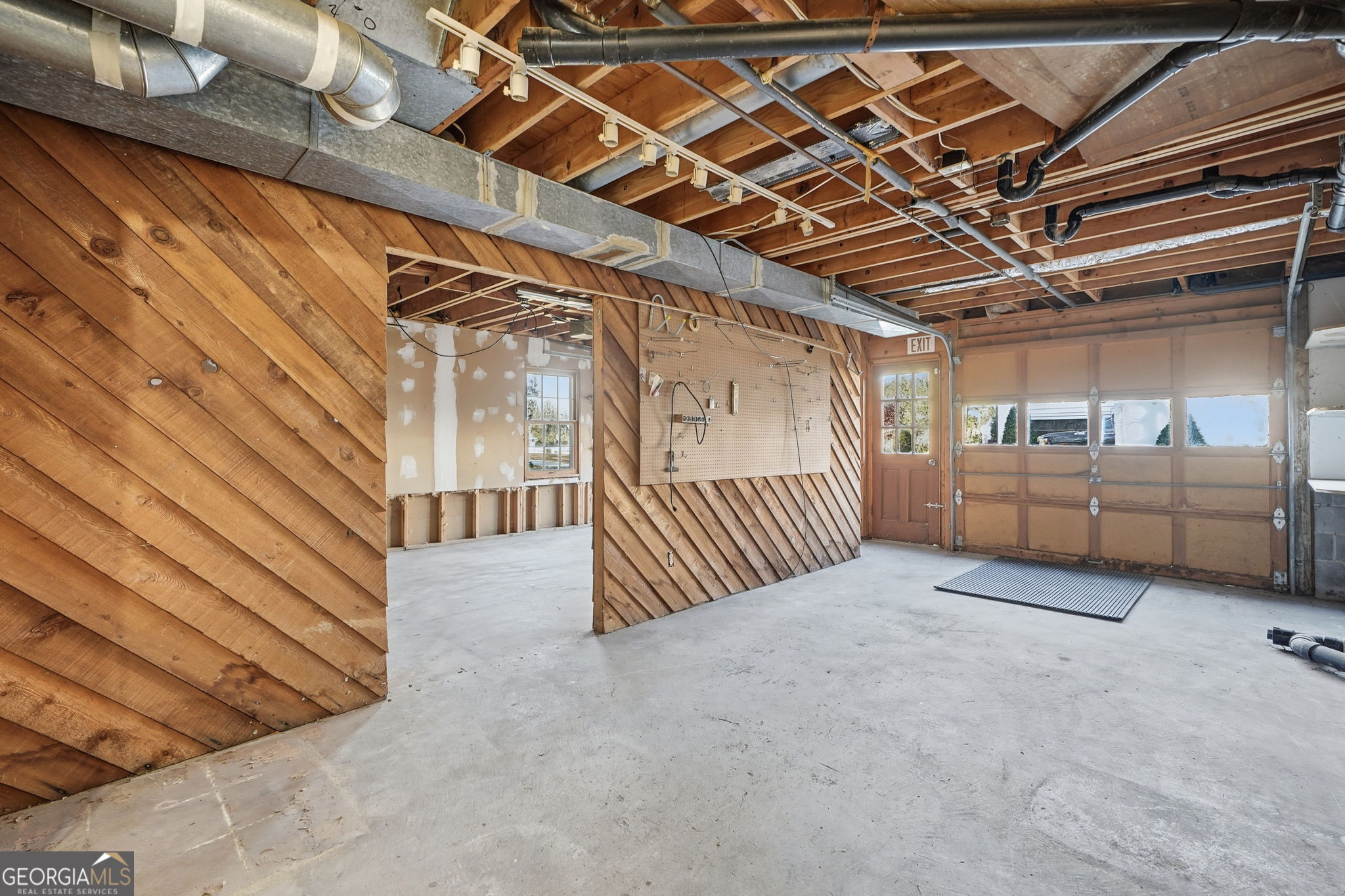 1597 Sprayberry Drive