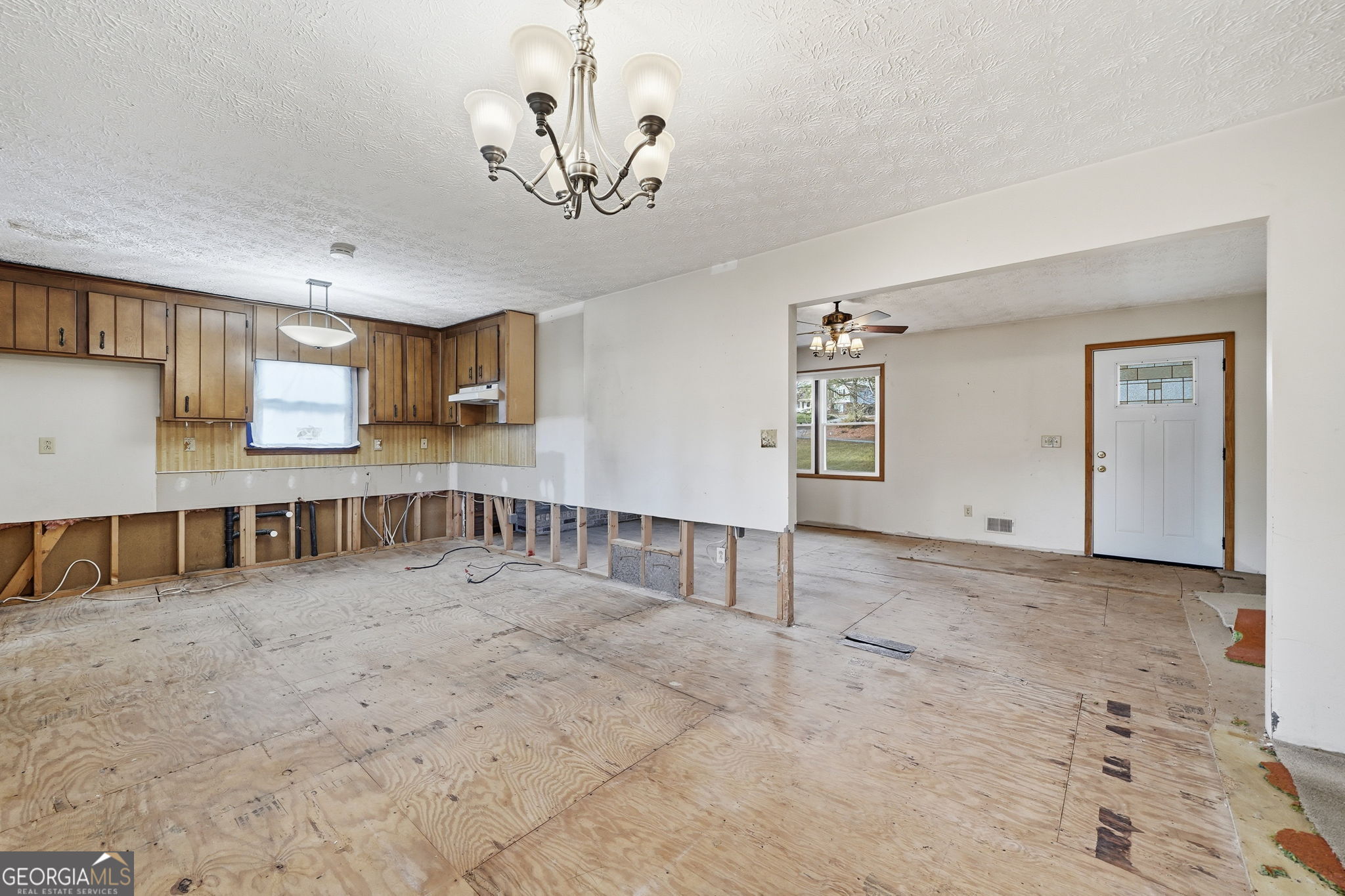 1597 Sprayberry Drive