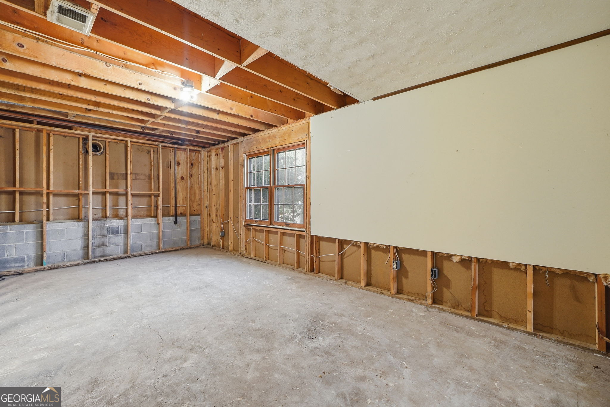 1597 Sprayberry Drive