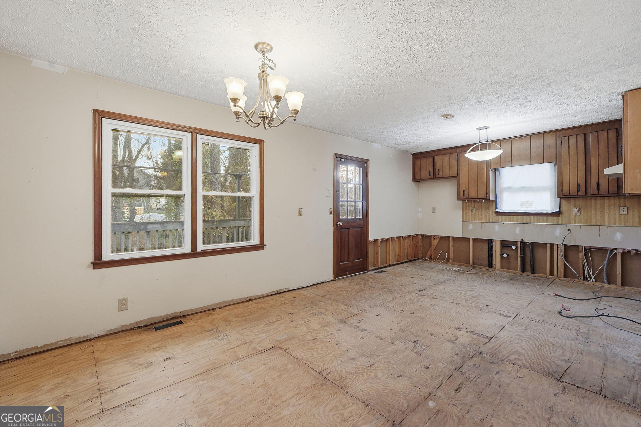 1597 Sprayberry Drive