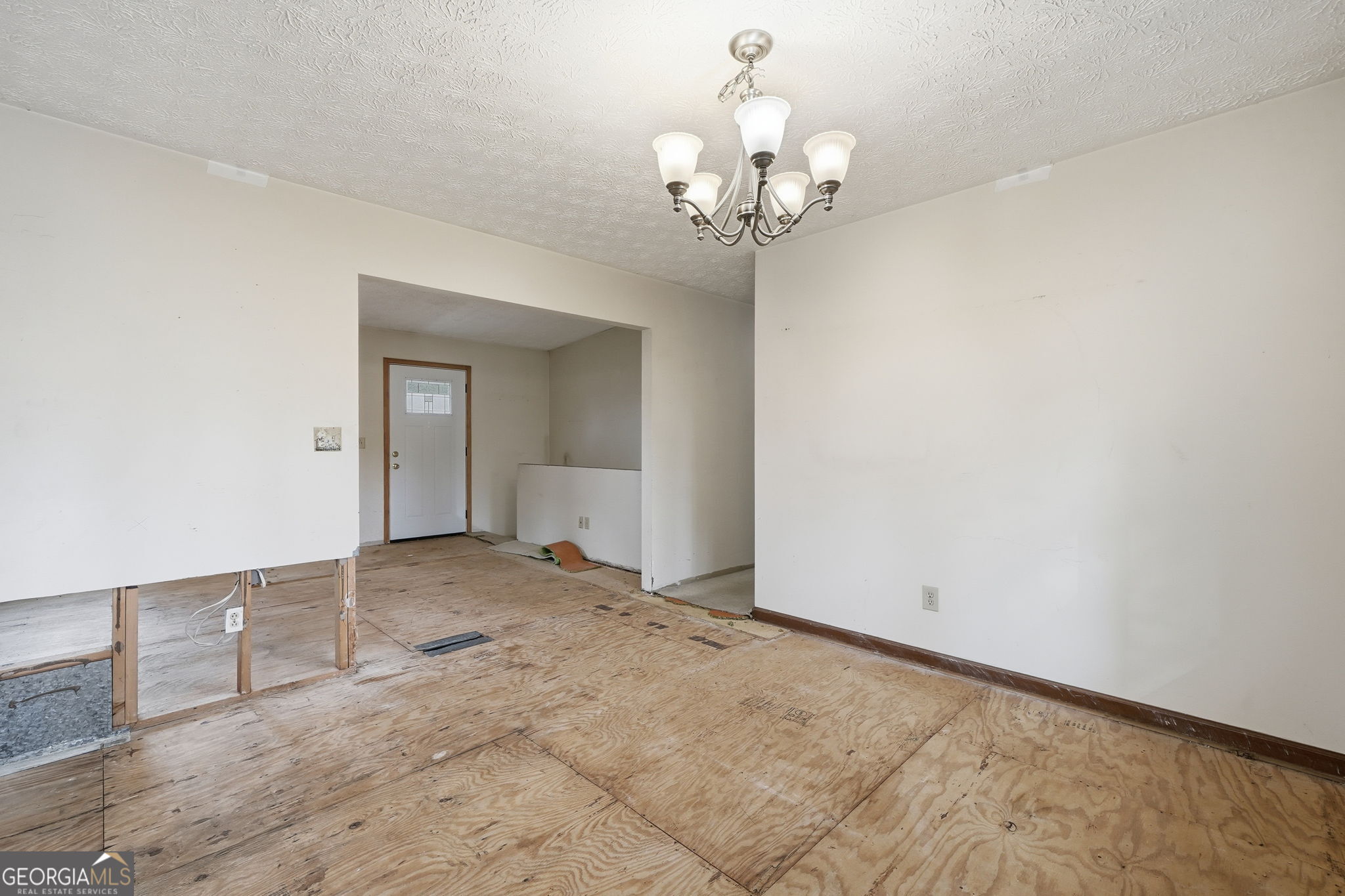 1597 Sprayberry Drive