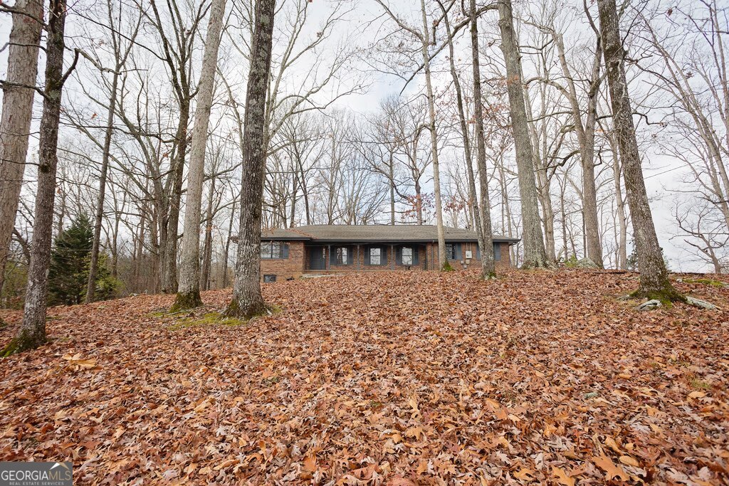 1460 Hillcrest Drive