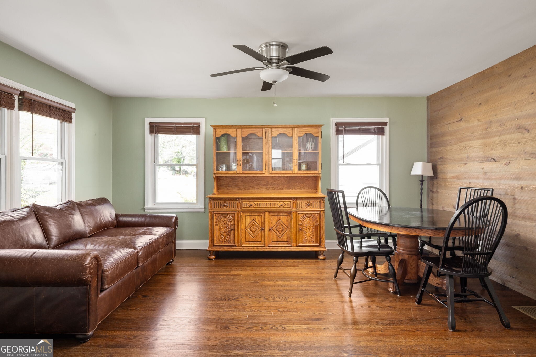 1384 Westmont Road SW