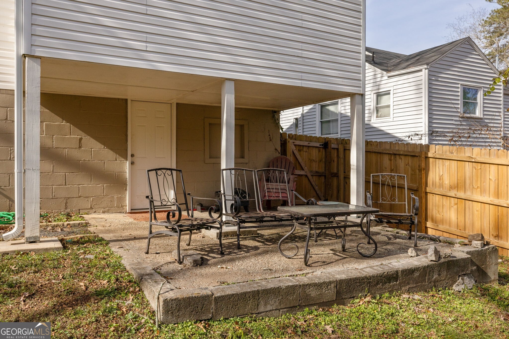 1384 Westmont Road SW