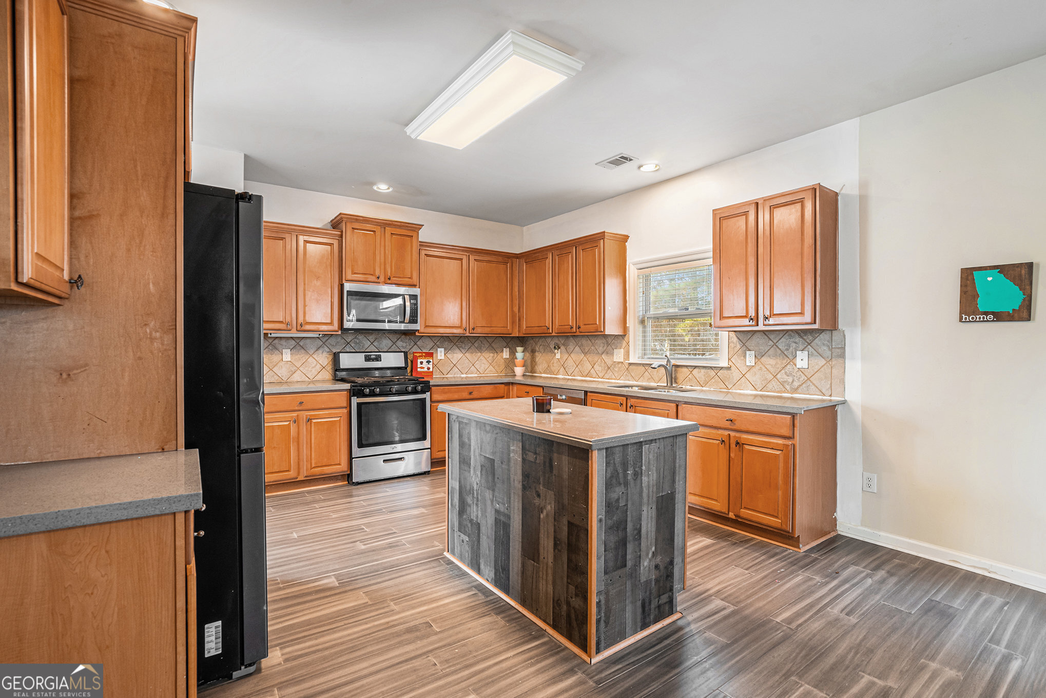 3745 PARK HILL Circle