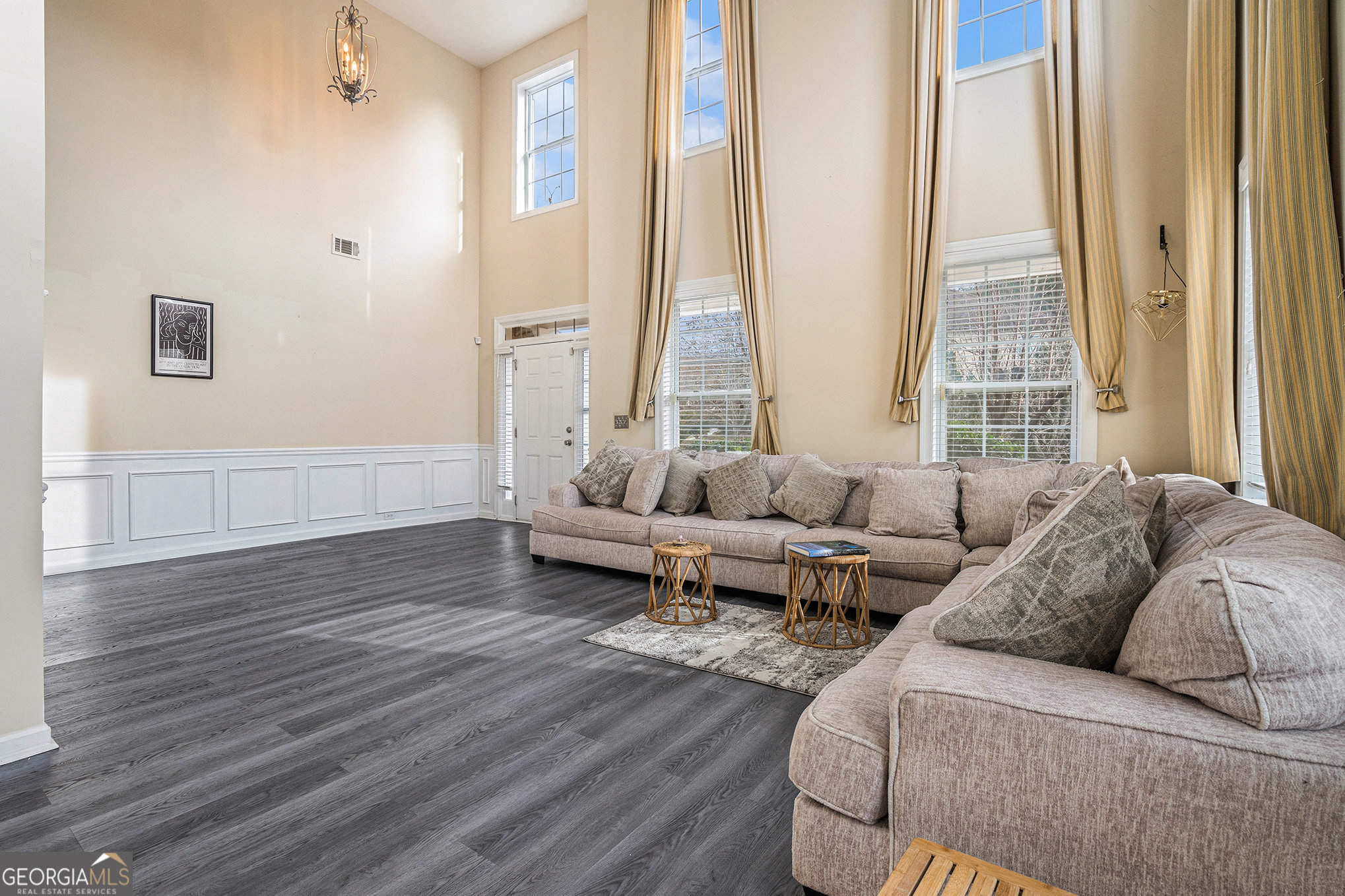 3745 PARK HILL Circle