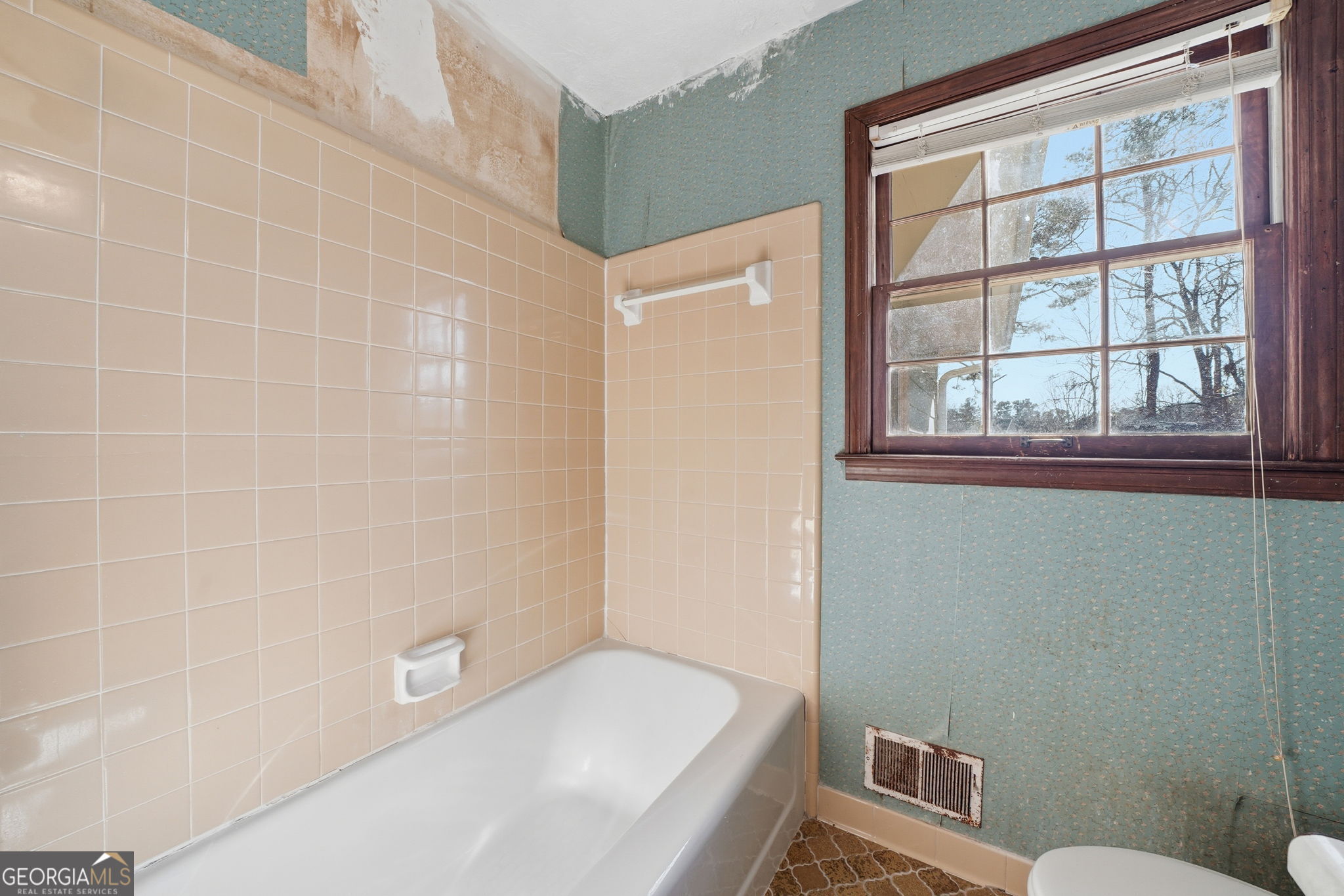 2272 Stoney Ford Drive NE