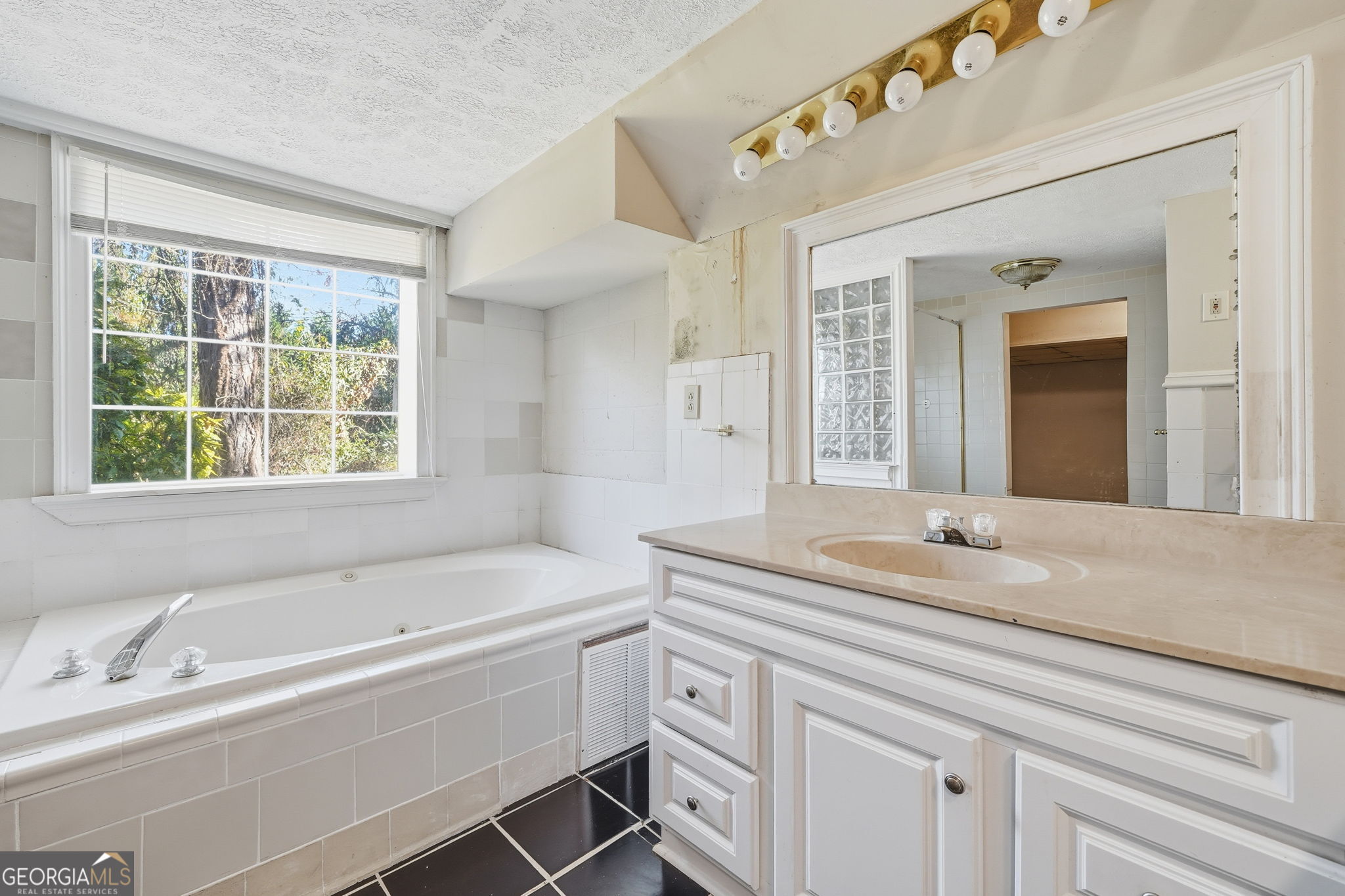 2272 Stoney Ford Drive NE