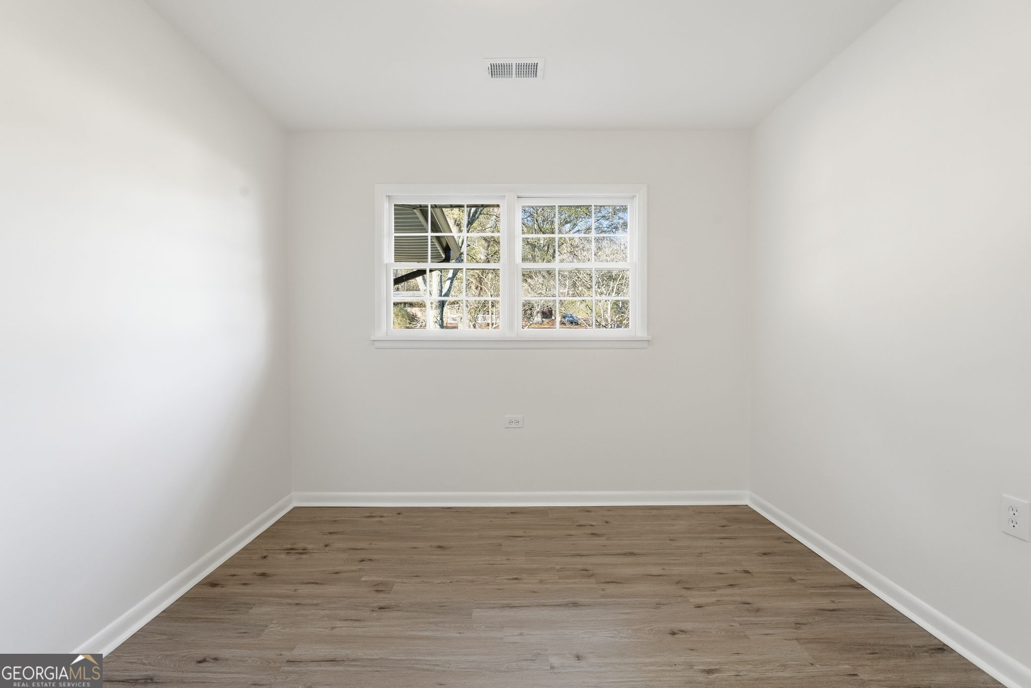 135 Reeceburg Road SE