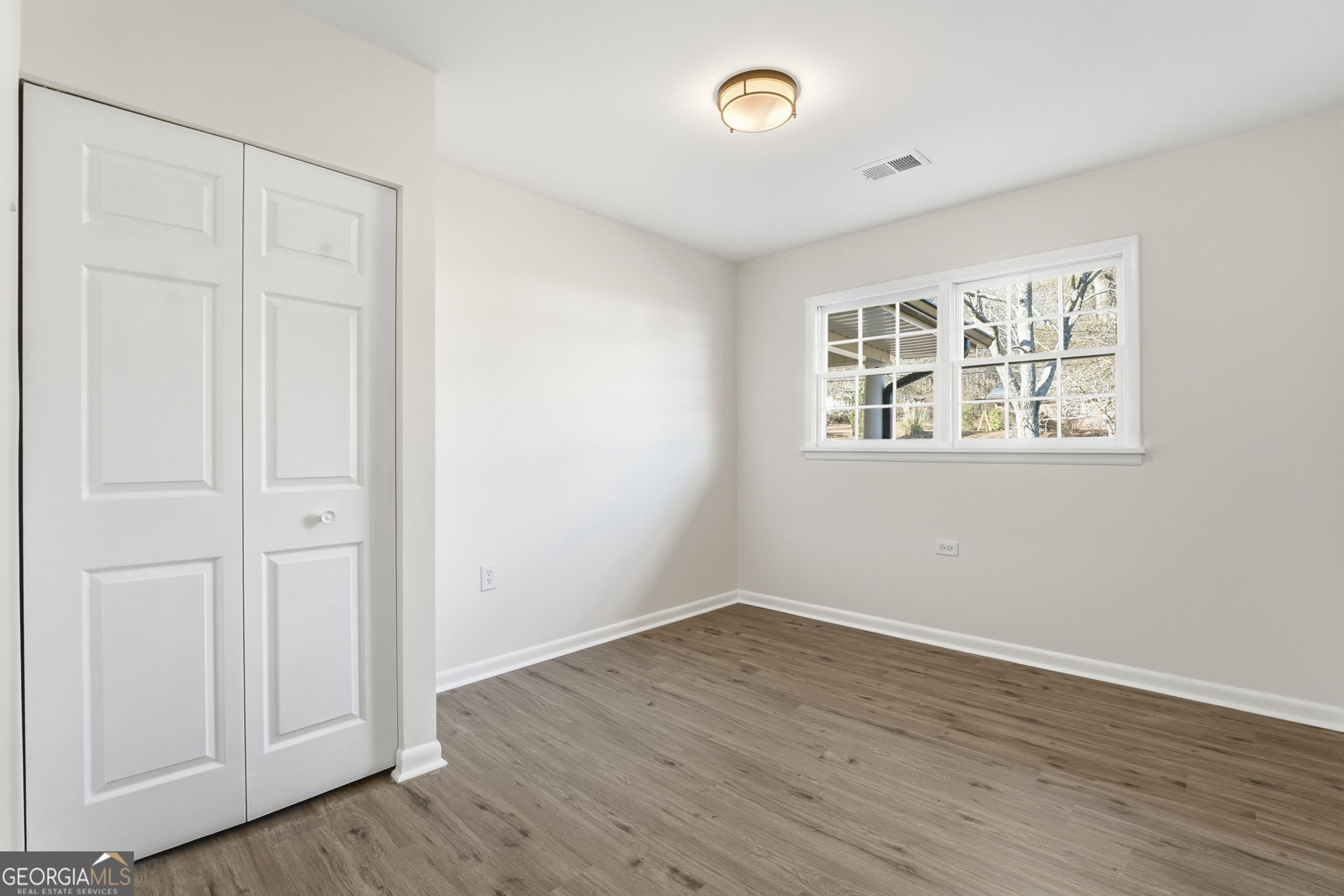 135 Reeceburg Road SE