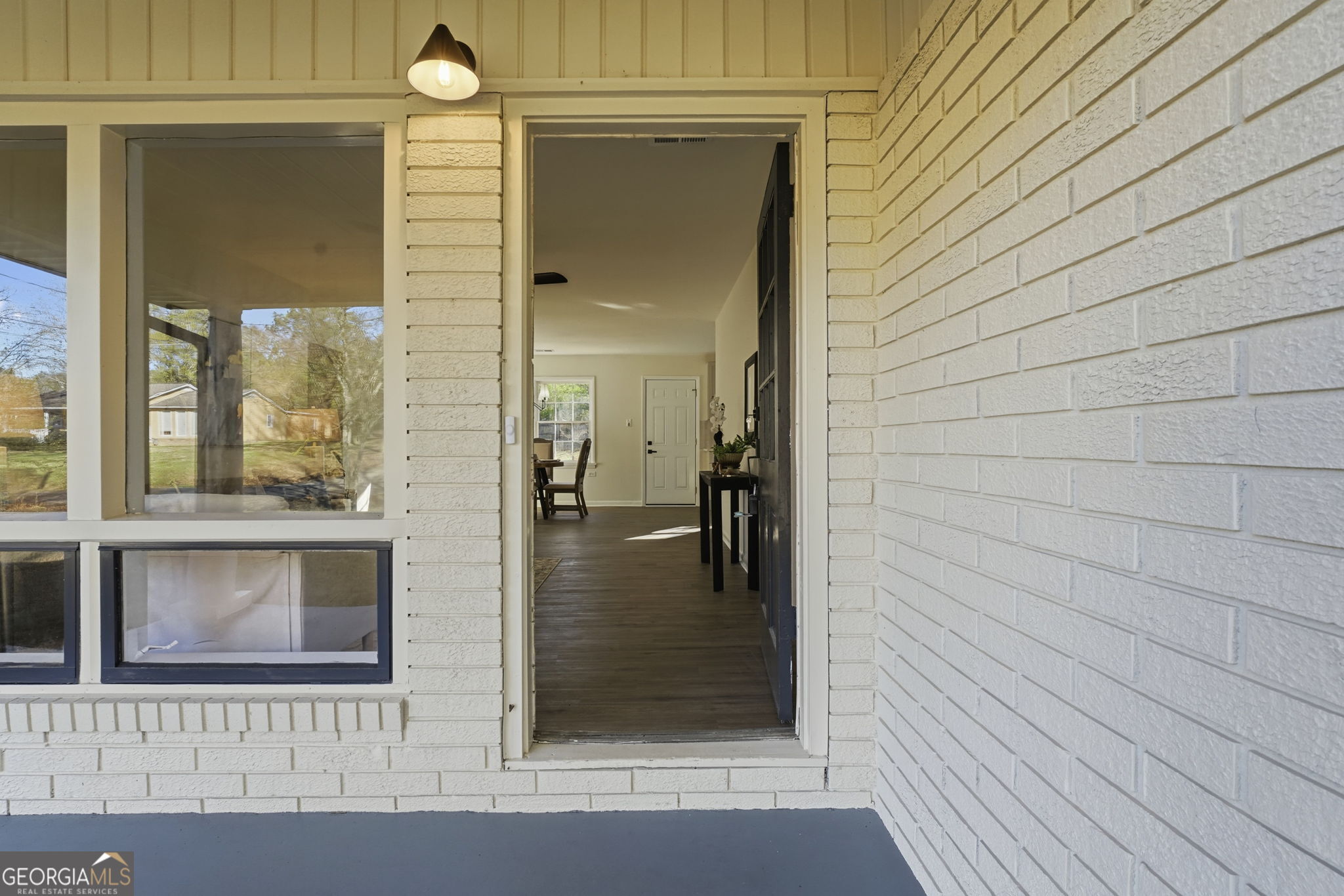 135 Reeceburg Road SE