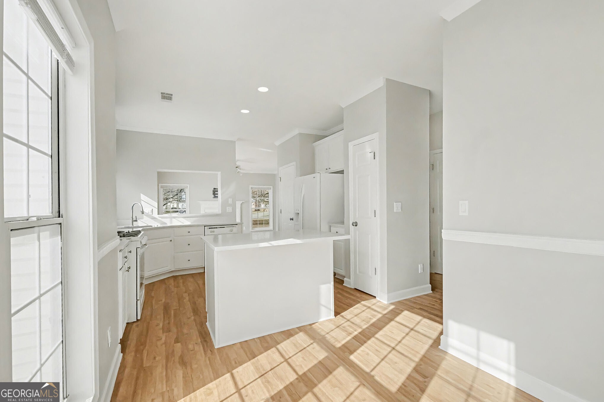 4001 Kingsbrook Boulevard