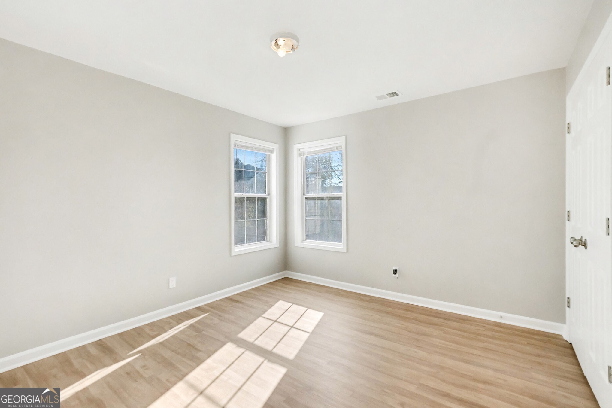 4001 Kingsbrook Boulevard