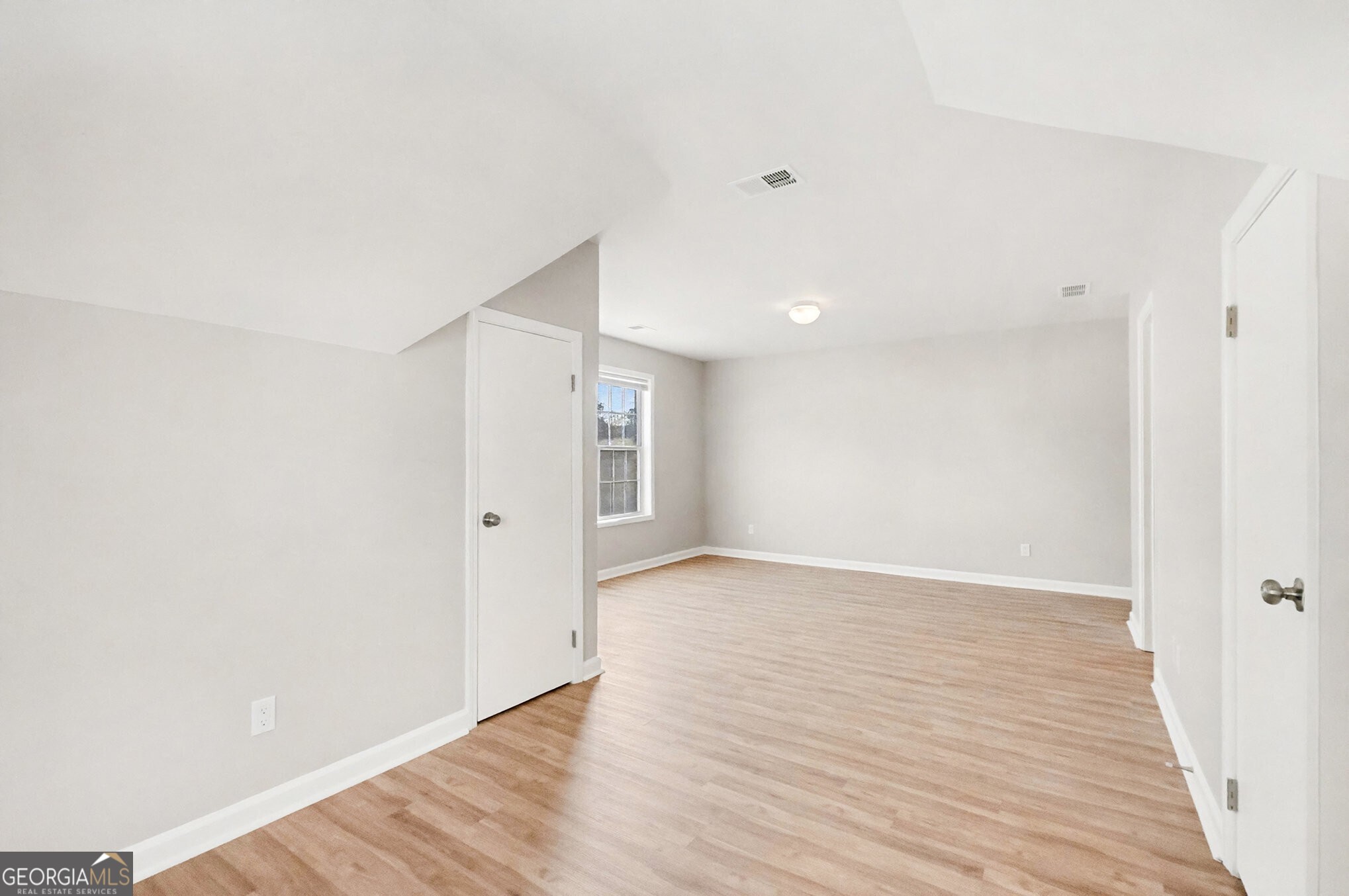 4001 Kingsbrook Boulevard