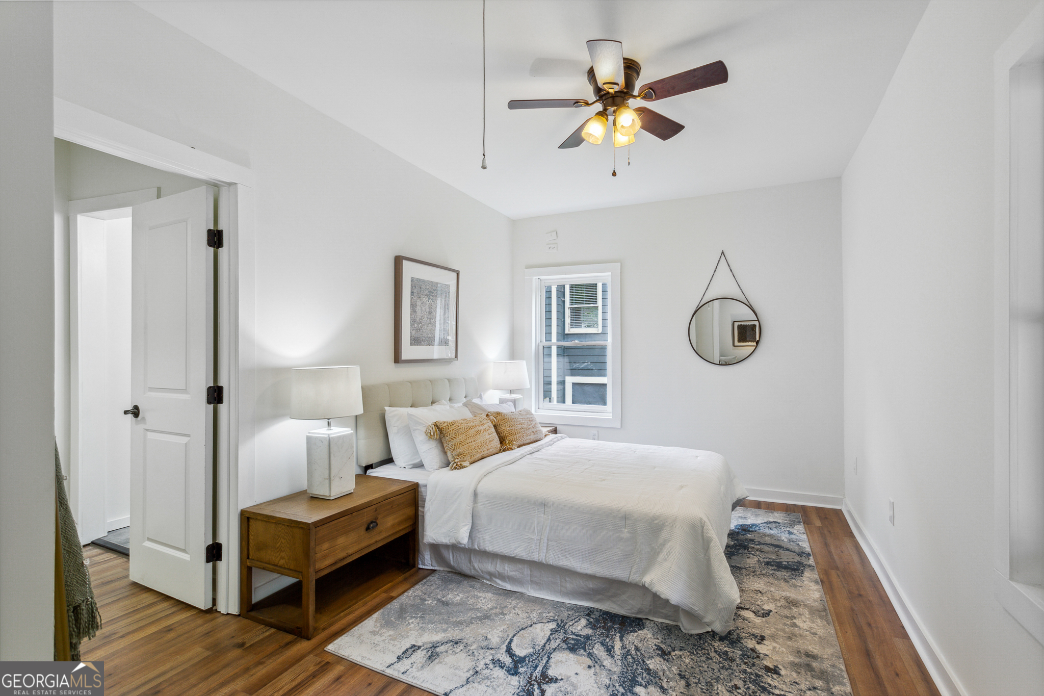 698 Garibaldi Street SW