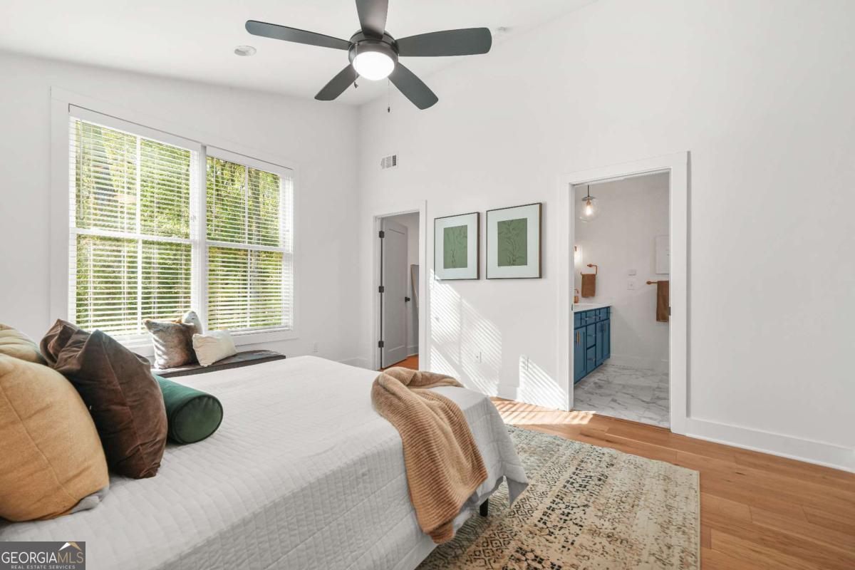 2205 Meador Avenue SE