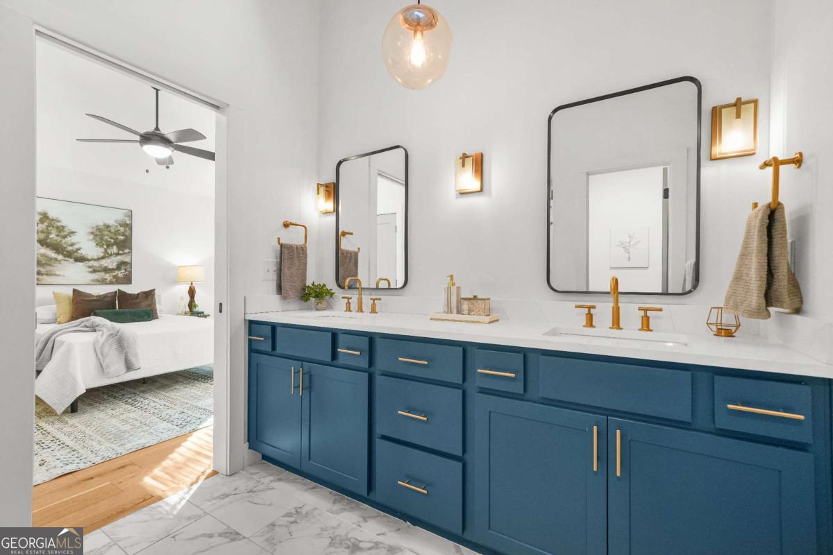 2205 Meador Avenue SE