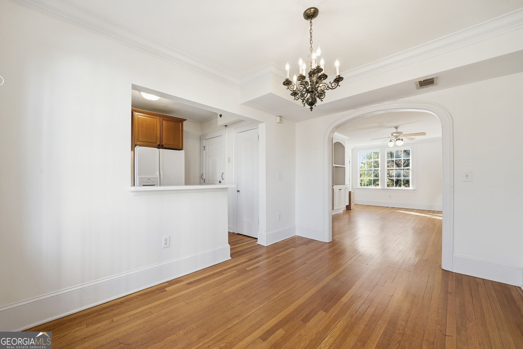 2814 Peachtree Road NW # 4