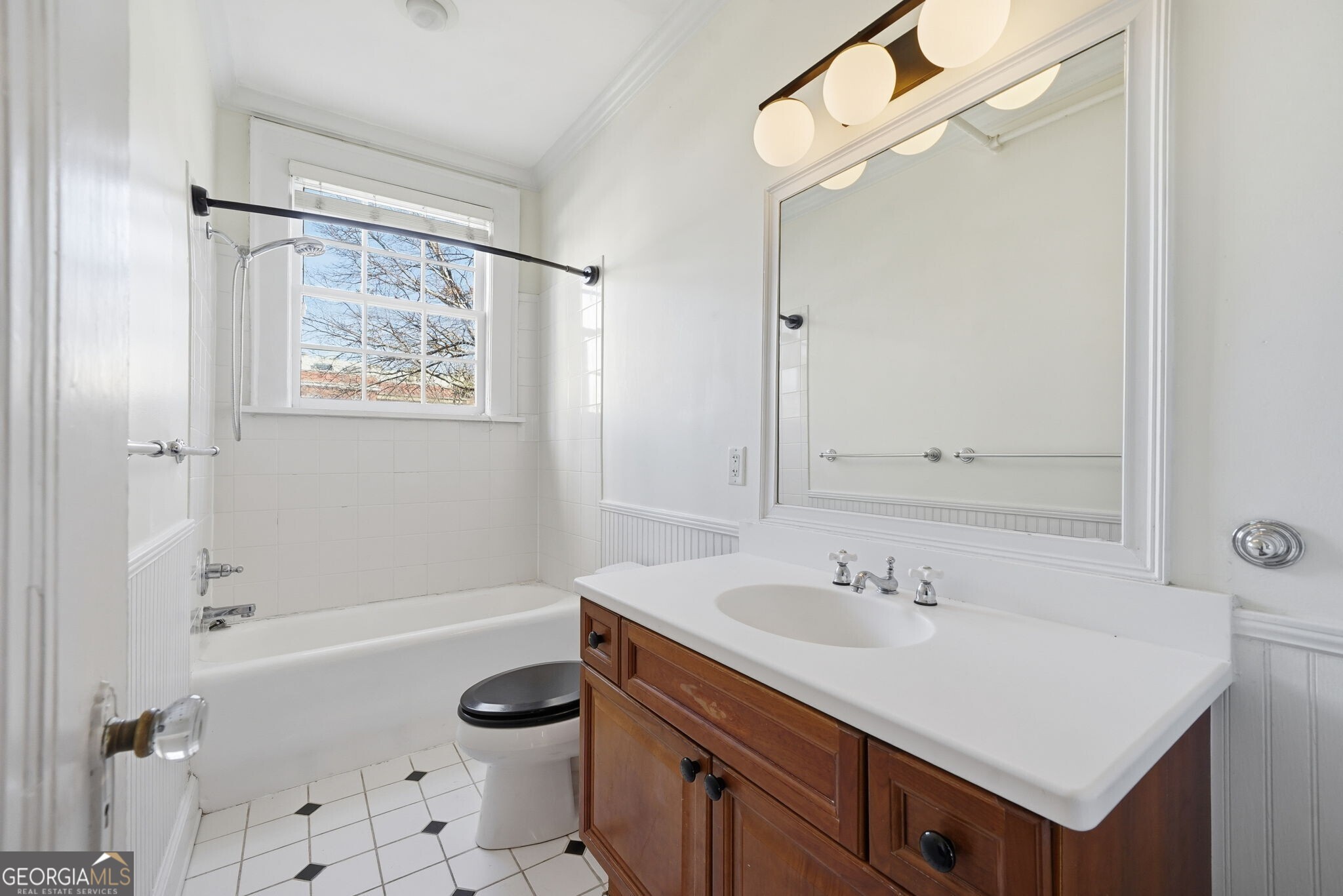 2814 Peachtree Road NW # 4