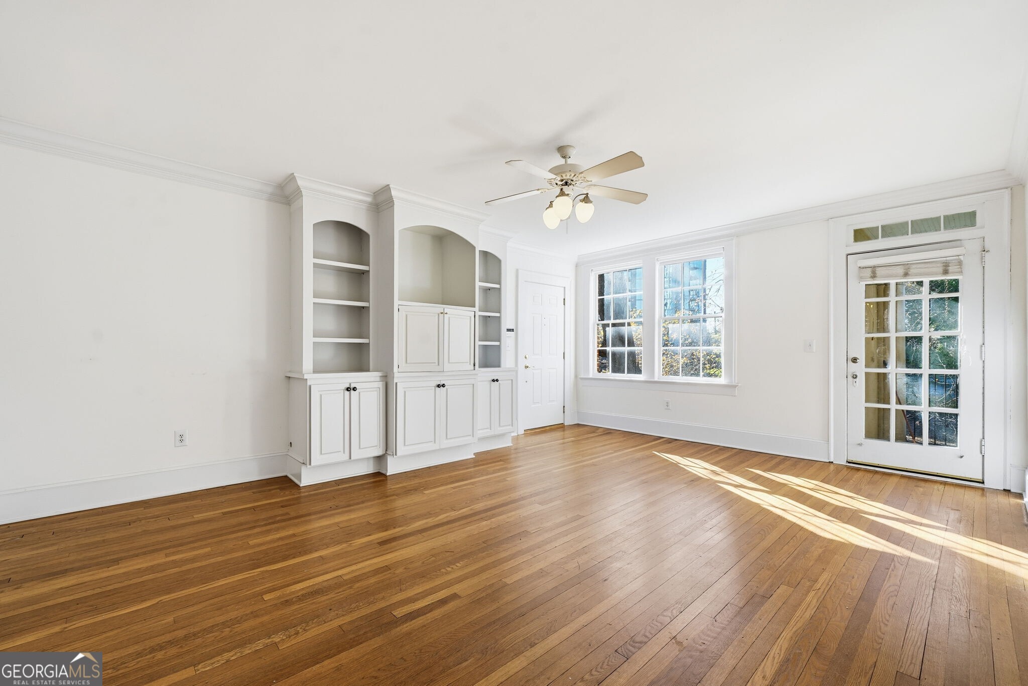 2814 Peachtree Road NW # 4