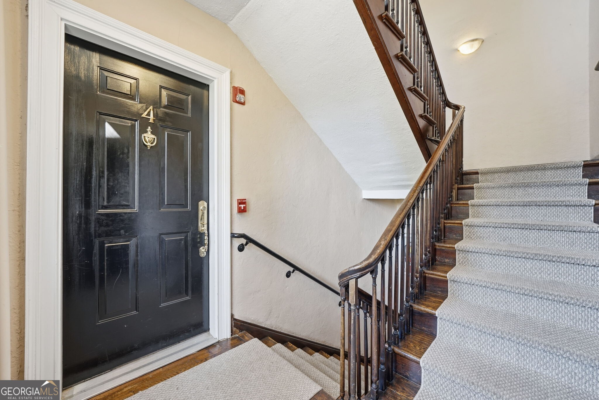 2814 Peachtree Road NW # 4