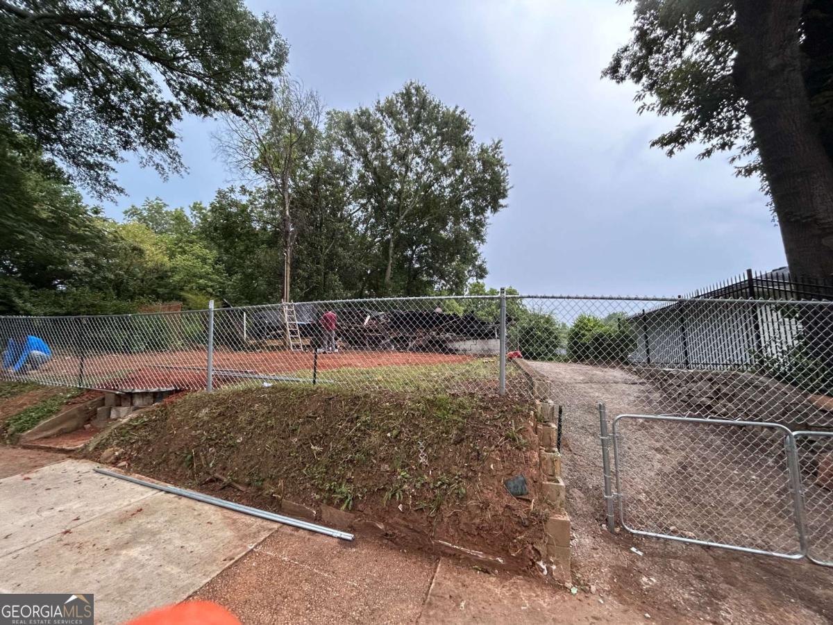 1196 Mobile Street NW