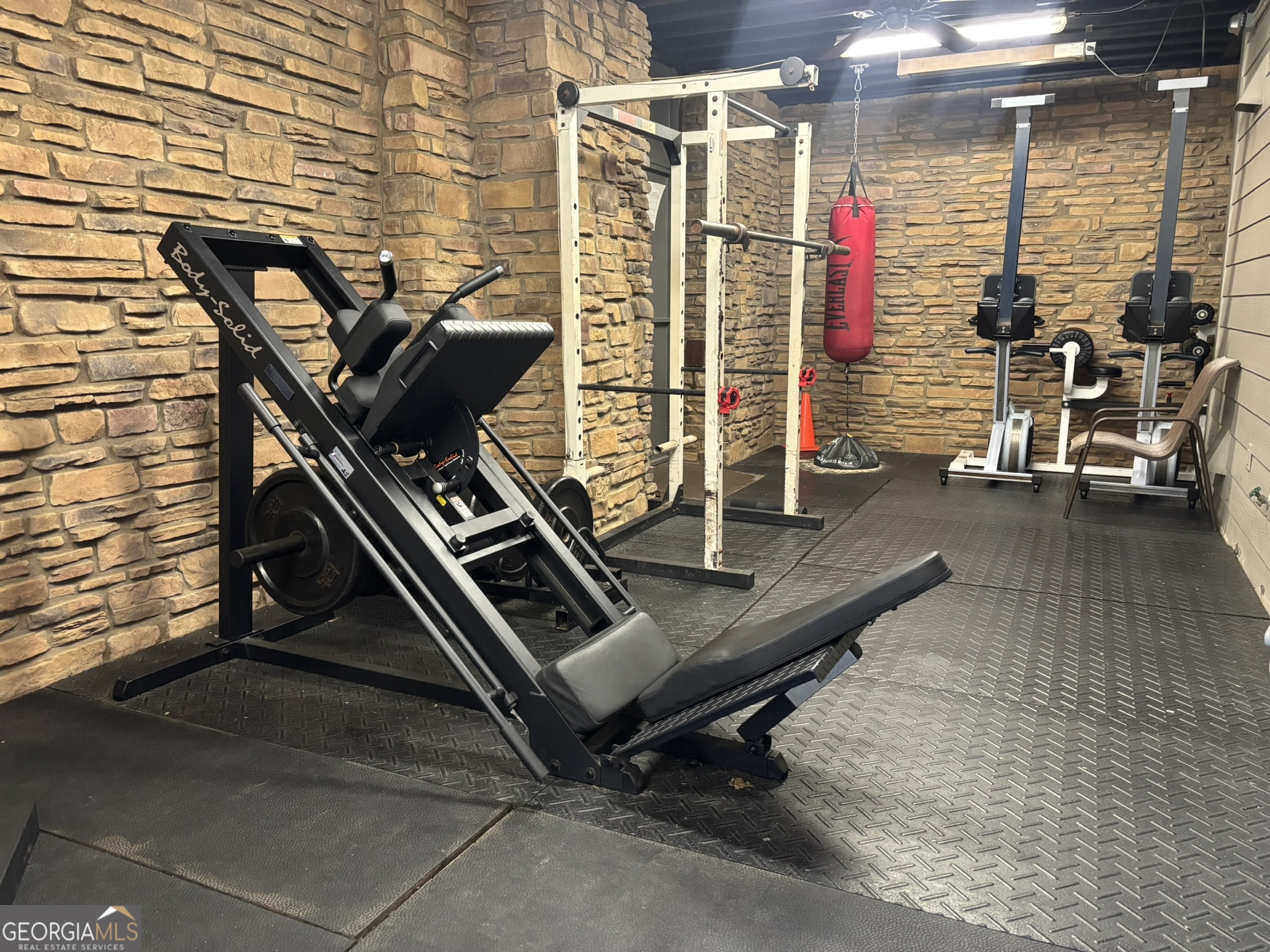 1508 Whitehead Bluff NW