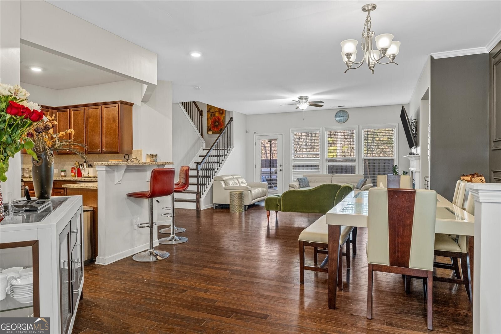 1615 Hampton Oaks Drive