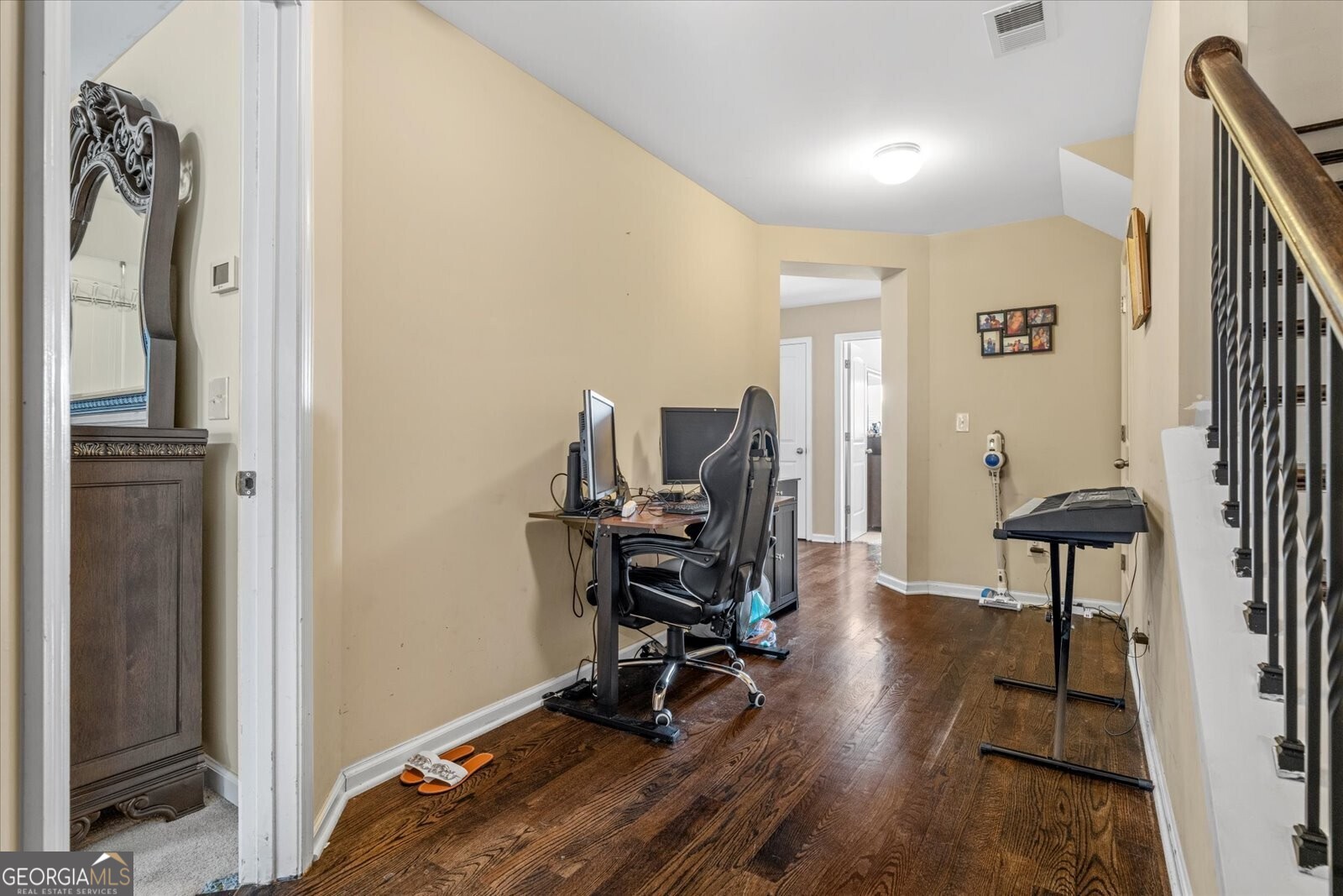 1615 Hampton Oaks Drive