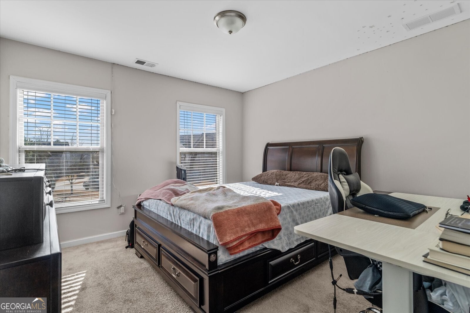 1615 Hampton Oaks Drive