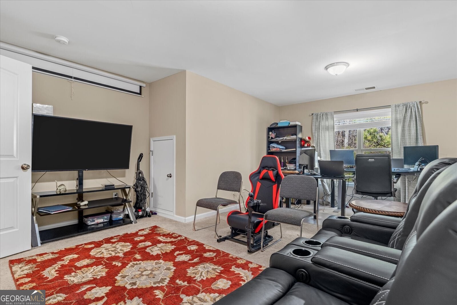 1615 Hampton Oaks Drive