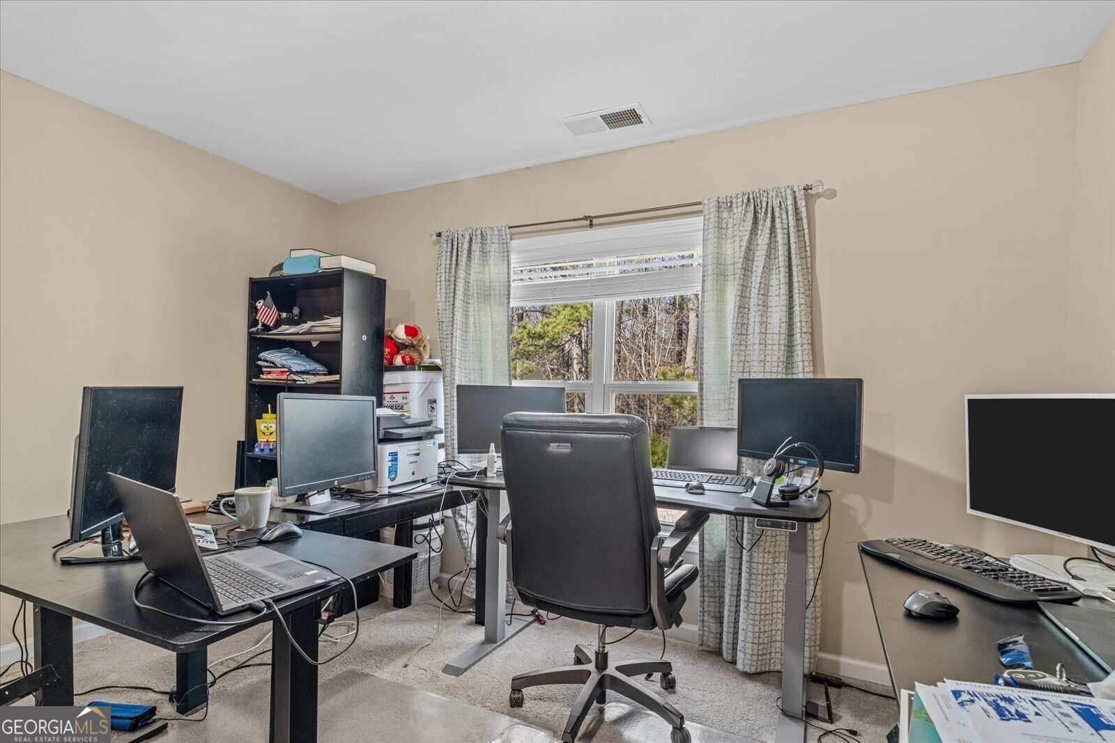 1615 Hampton Oaks Drive